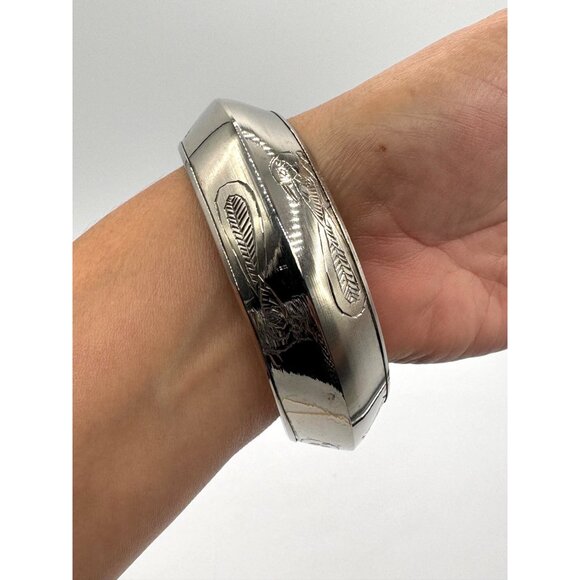 Vintage Engraved Birds Boho Hippie Bracelet Bangle Silver Tone - Picture 5 of 7